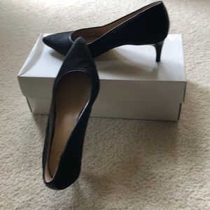 Ann Taylor Kitten heel.  Size 6